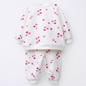 Zara printed sweatshirt and pants set
